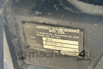 2006 Isuzu FVD950 4x2 Glass A Frame Curtainsider