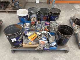 1 X Pallet of Bolts & Fasteners - picture2' - Click to enlarge