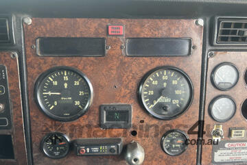 2006 Kenworth T350 Prime Mover