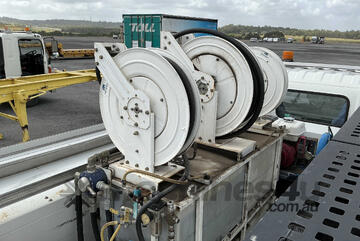 2017 Isuzu NLR 45-150 Service Body