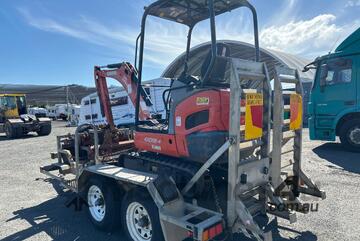 Kubota KX018-4 Excavator & Trailer