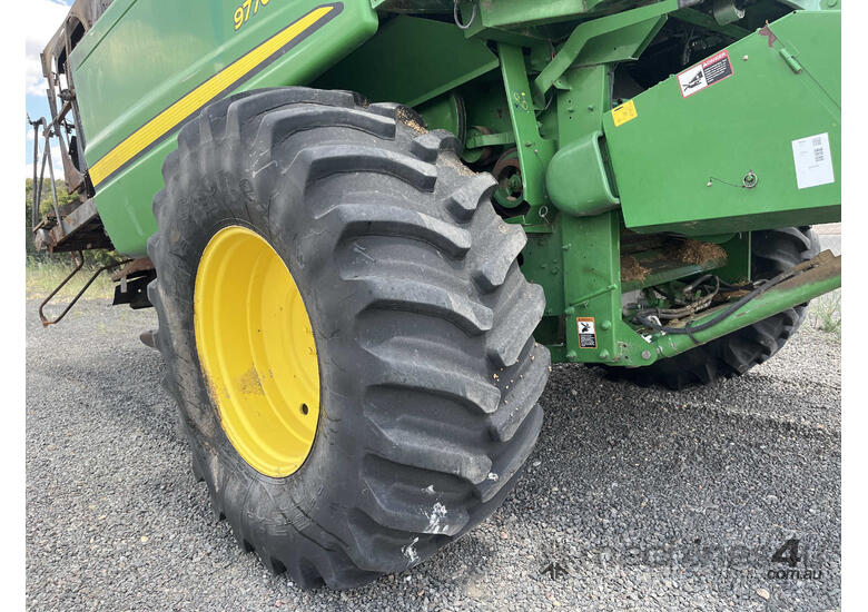 John Deere 9770 STS Combine Harvester