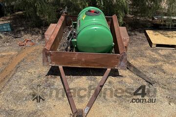 UN  2025 GOLDACRES TRAYMATE 200