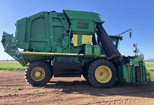 2020 John Deere CP690 Cotton Pickers