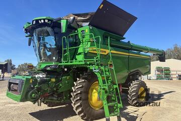 2025 John Deere S7 700 Combines