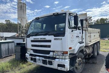 2007 Nissan UD CW385 Tipper 50,000kg