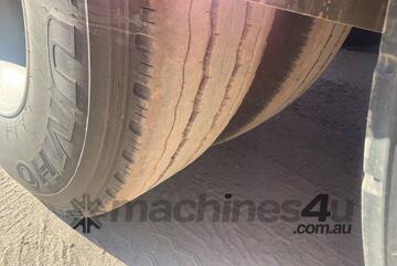 2011 Maxitrans ST3 Tri Axle Flat Top A Trailer