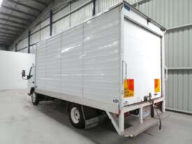 2007 Fuso Canter 4.0T Pantech - picture1' - Click to enlarge