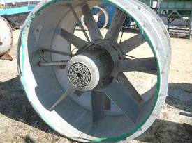 WOODS INDUSTRIAL 1600MM ELECTRIC AXIAL FAN - picture0' - Click to enlarge