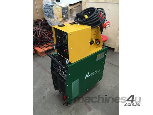 caption HiTronic MIG 630