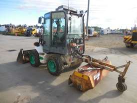 Venieri VF1.33 Wheel Loader / Sweeper - picture0' - Click to enlarge