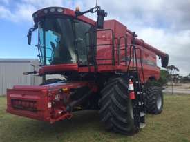 CASE IH 9120 COMBINE - picture0' - Click to enlarge