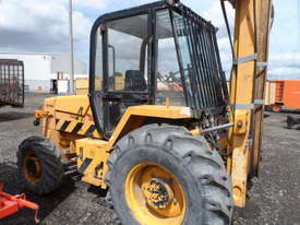 JCB 926B All Terrain Forklift - picture0' - Click to enlarge