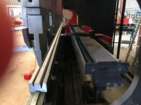  200-Amada HFP 100-3 Hydraulic Press-Brake-CNC-Back-Gauge   - picture0' - Click to enlarge