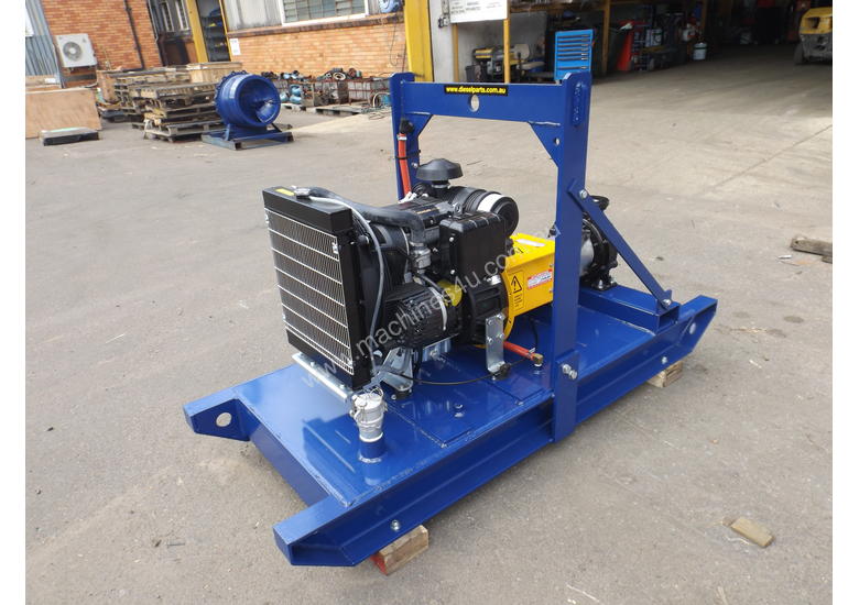 caption KOHLER DIESEL ENGINE KDW702