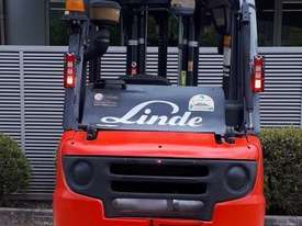 Used Forklift:  H30T Genuine Preowned Linde 3t - picture0' - Click to enlarge