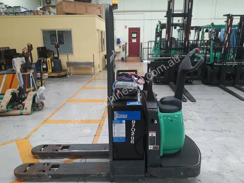 Mitsubishi PWR30 electric pallet mover