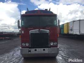 2002 Kenworth K104 - picture1' - Click to enlarge