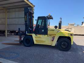 16T Hyster Forklift - 2012 - Excellent Condition - picture2' - Click to enlarge