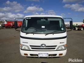 2008 Hino 300 series - picture1' - Click to enlarge