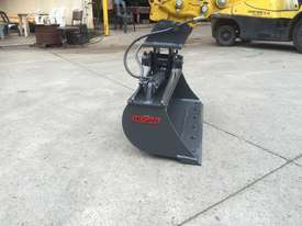 1.5T Profile 900/1000mm Tilt Bucket - picture0' - Click to enlarge