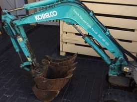 Kobelco SK007 mini excavator - picture0' - Click to enlarge