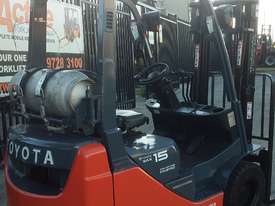 *SPECIAL SALE* TOYOTA Forklift 8FG15 container mast 2011 model - picture2' - Click to enlarge