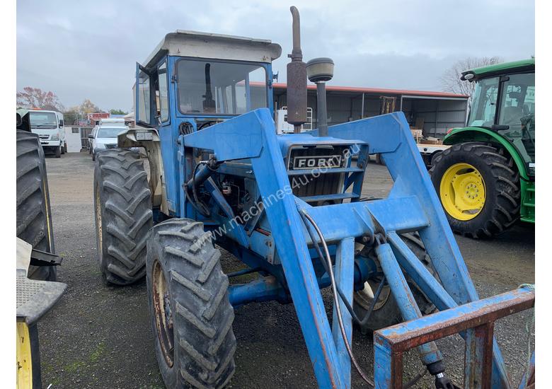 caption Ford 6600 Tractor