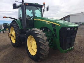 John Deere 8530 FWA/4WD Tractor - picture0' - Click to enlarge