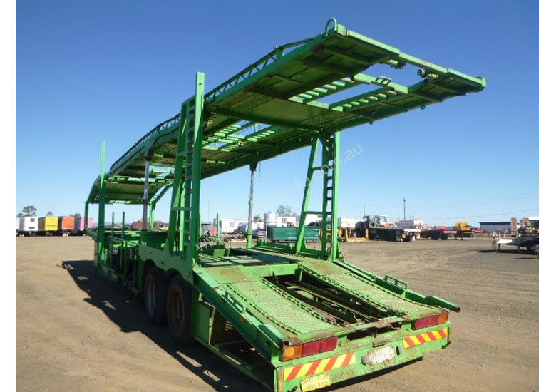 caption Unknown Semi Car Carrier Trailer