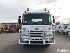 2010 Nissan UD GW400 - picture1' - Click to enlarge
