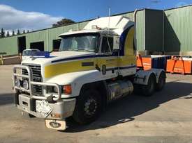 Mack CHR Fleetliner - picture2' - Click to enlarge