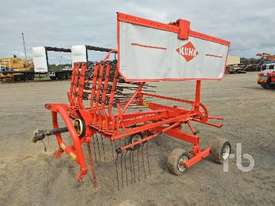 KUHN GA 4101 GM Hay Rake - picture0' - Click to enlarge