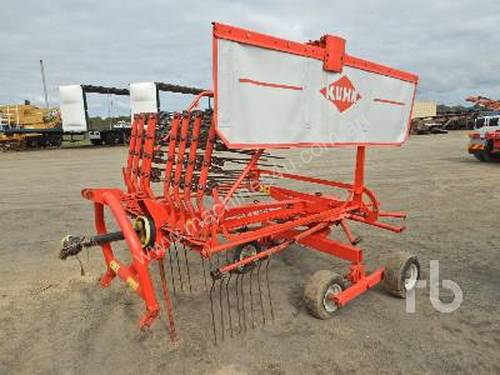 KUHN GA 4101 GM Hay Rake