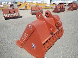 1195mm Skeleton Bucket to suit Komatsu PC200 - picture1' - Click to enlarge