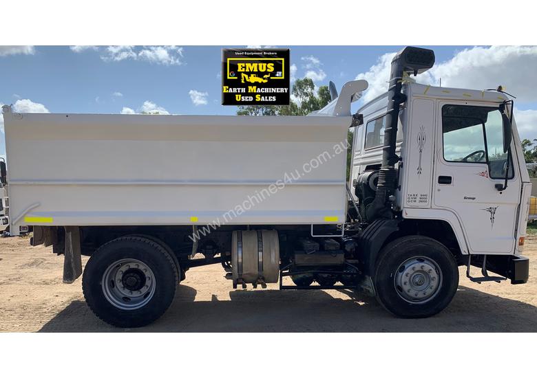 caption Volvo FL10 Tandem Tipper, new paint job. TS508