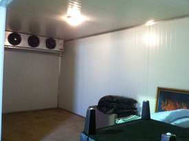 COOL ROOM for sale 3W x 7L x 3H mtrs  with Compressor - picture0' - Click to enlarge