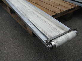 Motorised Belt Conveyor - 1.6m long - picture1' - Click to enlarge