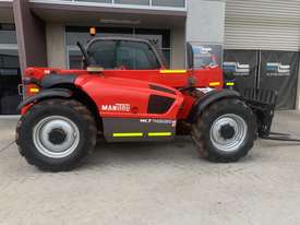 Manitou MLT742 Used Telehandler with Pallet Forks - picture1' - Click to enlarge