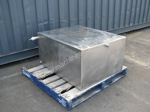 Stainless Steel Holding Tank - 400L