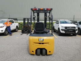 CAT 1.8T 3-Wheel Electric Forklift EP18TCB - picture2' - Click to enlarge