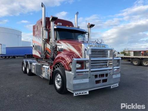 2013 Mack Superliner CLXT