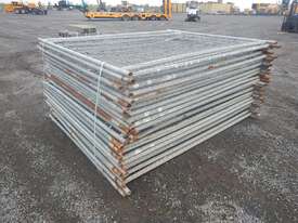 Temporary Fence Panels (30 of), Base Holder Feet - picture1' - Click to enlarge