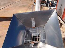 Tubular Screw Conveyor, 150mm Dia x 2150mm L x 900mm H - picture1' - Click to enlarge