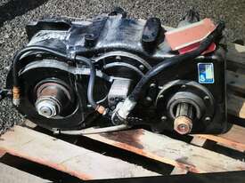 Spicer 784 SPRTC Transfer Case - picture0' - Click to enlarge