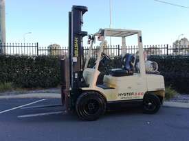 Hyster - 3T Gas Forklift with Fork Positioner - picture0' - Click to enlarge