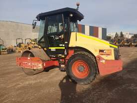 DYNAPAC CA152D 7T SMOOTH DRUM ROLLER WITH A/C CABIN AND LOW 1560 HOURS - picture2' - Click to enlarge