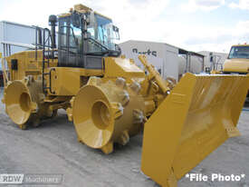 Caterpillar 816F 2 Compactor - picture0' - Click to enlarge