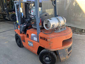 Nissan Container Mast Forklift w/ Sideshift and Fork Positioner For Sale! - picture2' - Click to enlarge