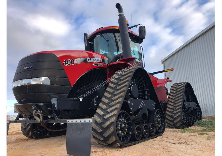 caption CASE IH Rowtrac Tracked Tractor